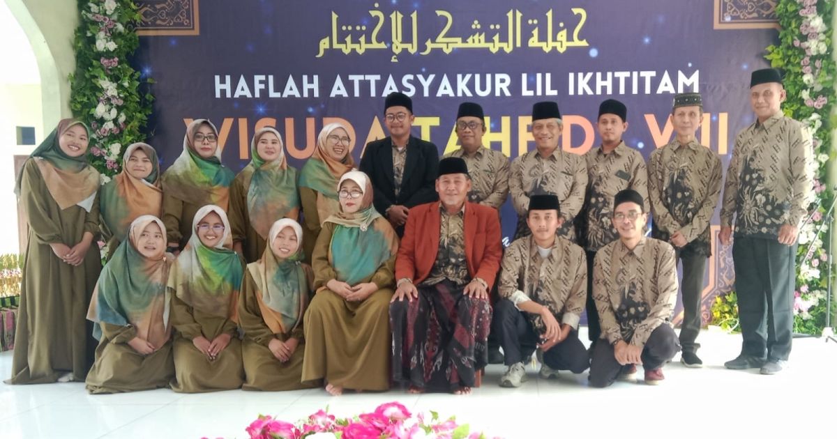 Ponpes Thoyyibah Mts Ar Rifai Gelar Wisuda Tahfidz