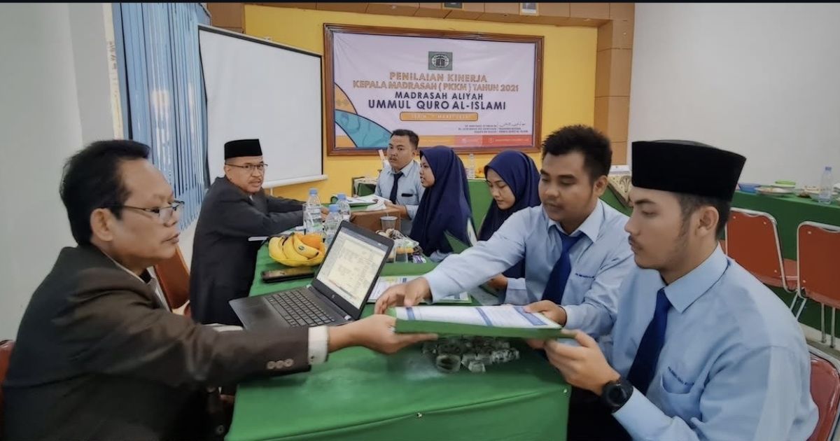 Ilst: Guru Non Asn (dok:MA PM UQI)