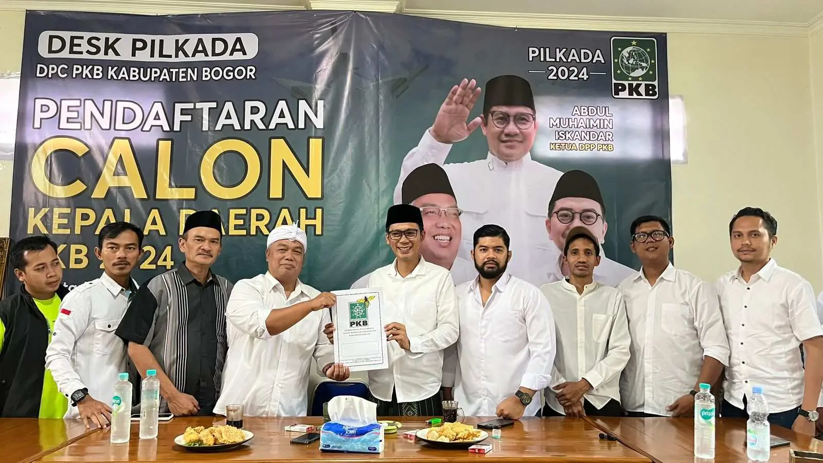 Kembalikan Formulir Pendaftaran ke DPC PKB, Ade Wardhana Optimis Maju Pilkada Bupati Bogor