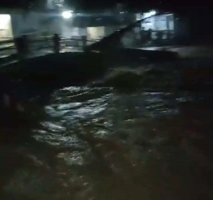 Banjir Bandang Rendam Puluhan Rumah Warga Desa Rengasjajar