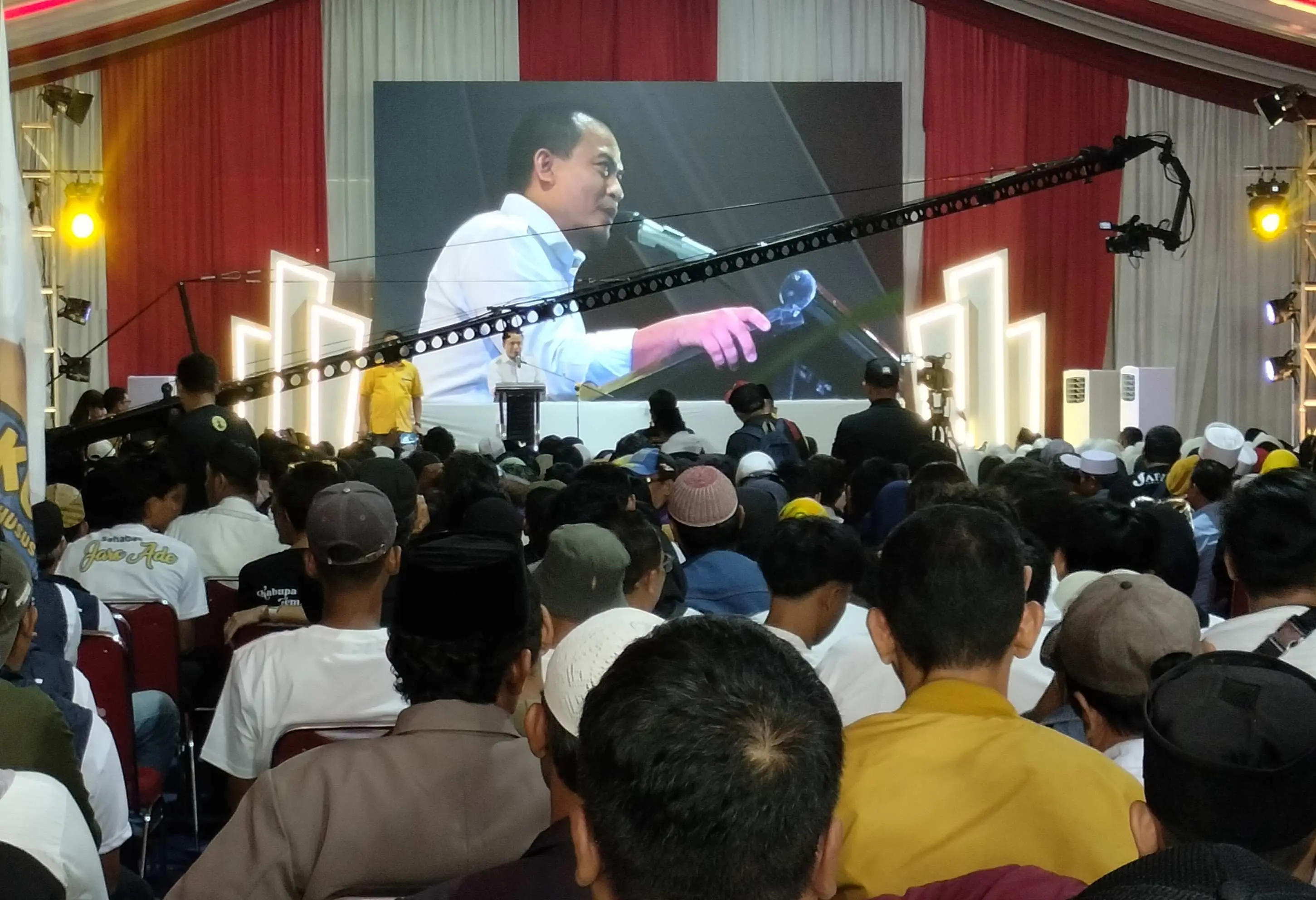 Relawan Jaro Ade Ngariung, Utusan Parpol Beri Semangat Para Relawan