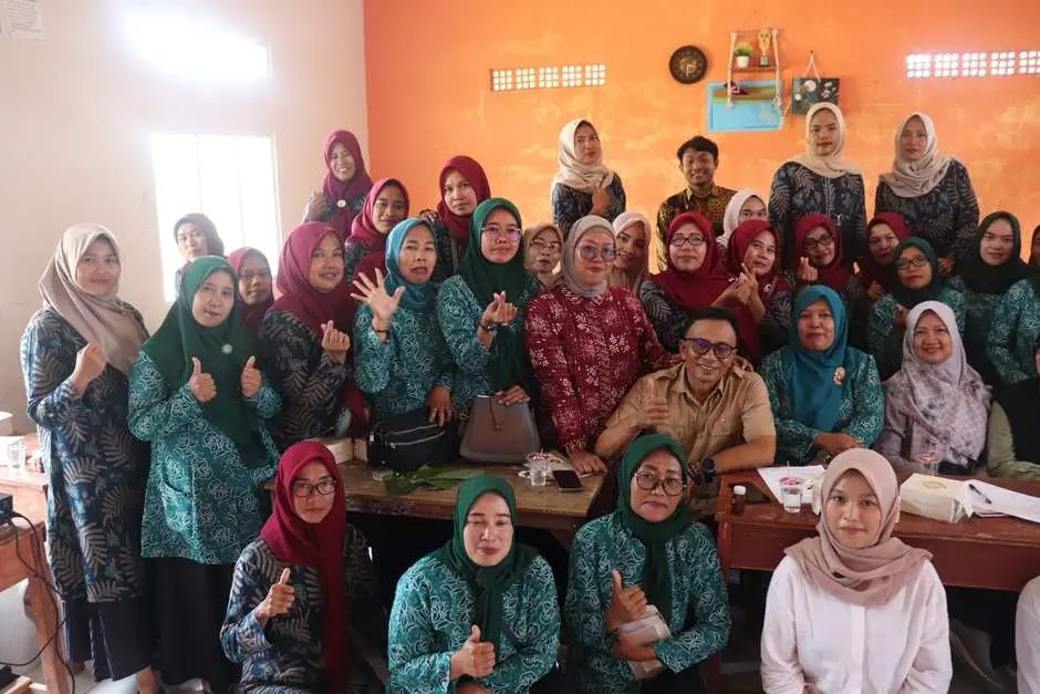 Dosen IPB University Kenalkan Kader Posyandu Soal Penyakit Diabetes Dan Glukosa Darah 