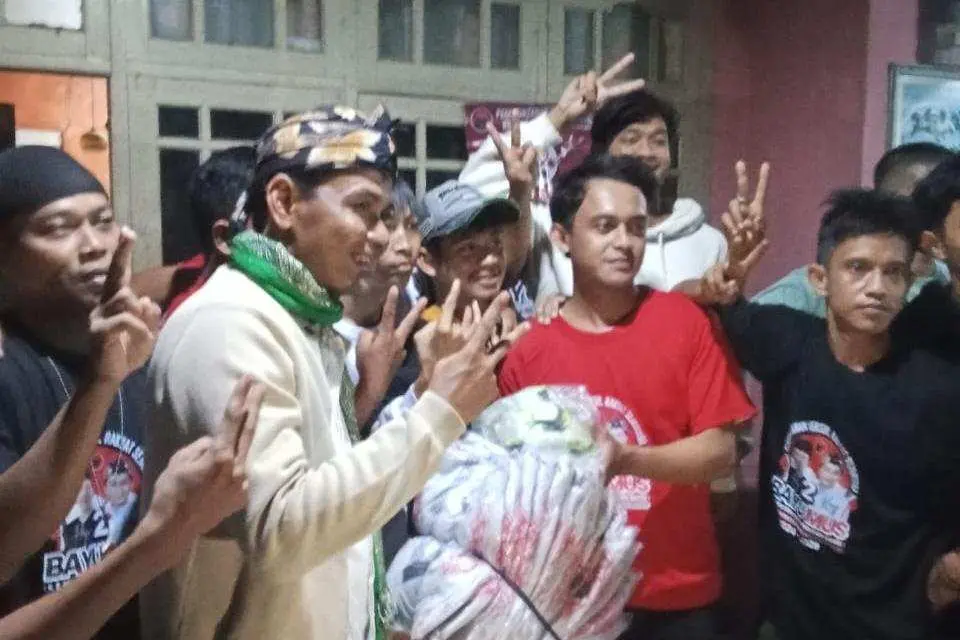 Didatangi Kang Mus, Warga Rengasjajar Cigudeg Keluhkan Infrastruktur Dan Sarana Kesehatan, Ini Komitmen Paslon Nomor Urut 2