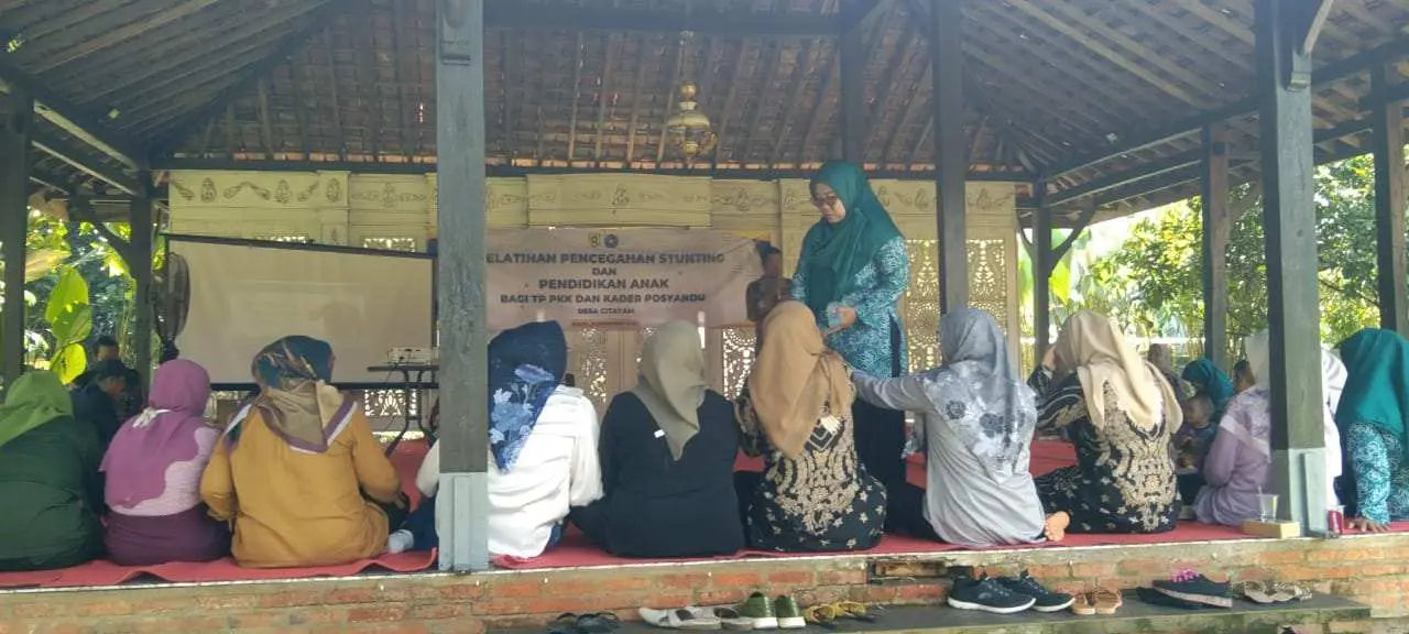 Cegah Stunting Pemdes Citayam Latih Kader PKK dan  Posyandu