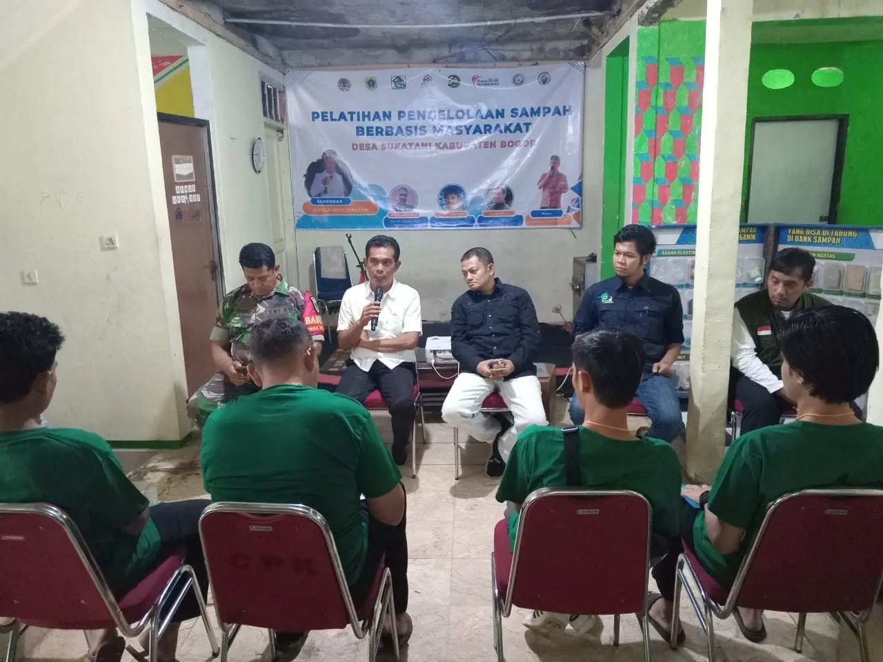 Pemdes Sukatani Gelar Pelatihan Pengelolaan Sampah Berbasis Masyarakat