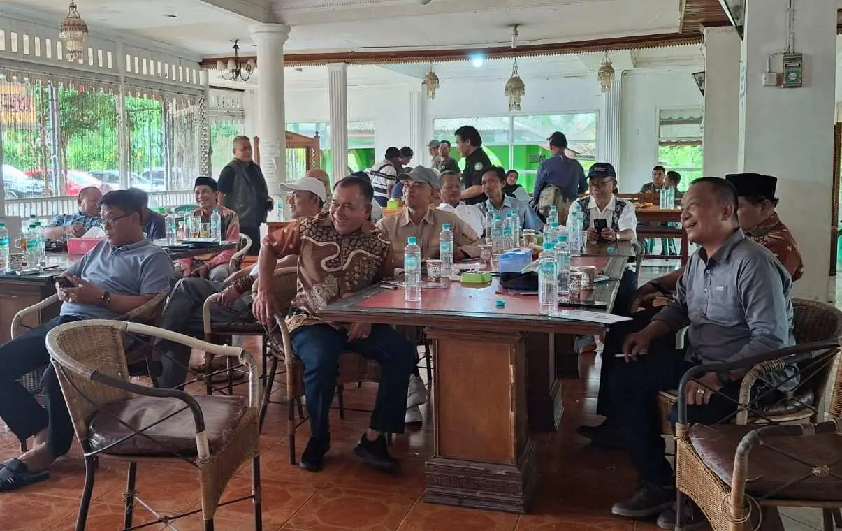Kepala Desa Bogor Utara Gelar Silaturahmi dengan Media dan LSM, Ini Yang Dibahas