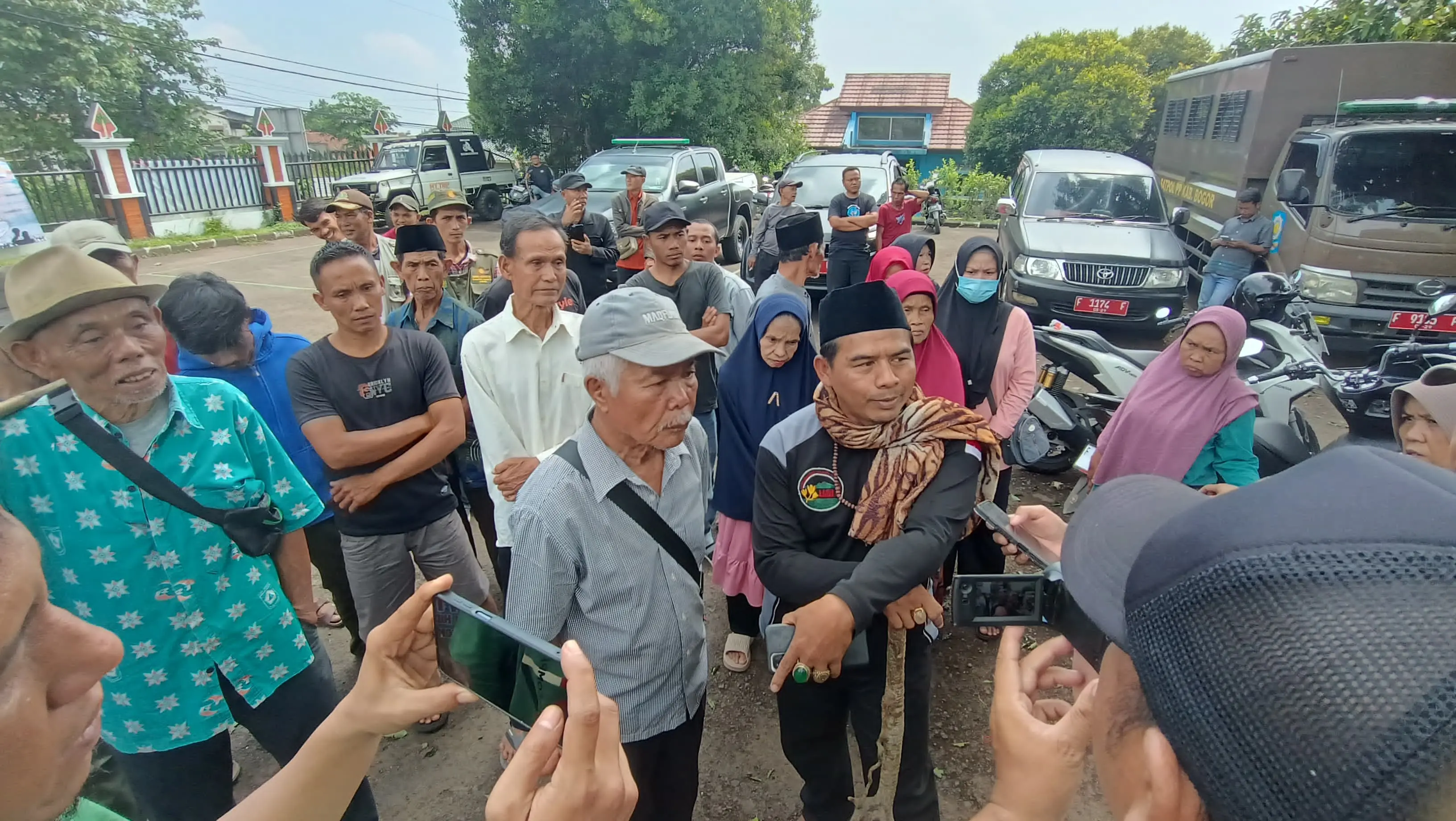 Unjuk Rasa di Tamansari, Warga Minta Penghentian Aktivitas PT PMC