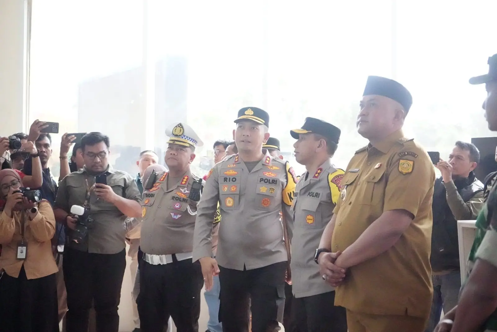 Bupati Bogor Dan Kapolda Jabar Tinjau Langsung Arus Lalu Lintas di Jalur Puncak
