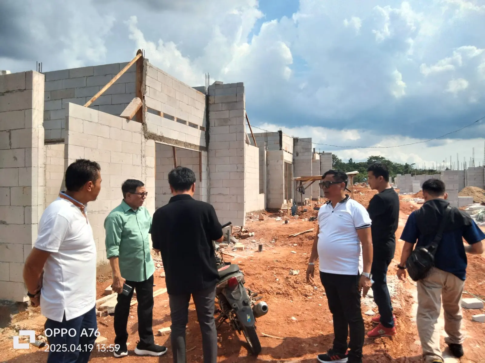 Tinjau Langsung untuk Rumah Subsidi Wartawan, Hendry Ch Bangun: Pastikan Tepat Sasaran