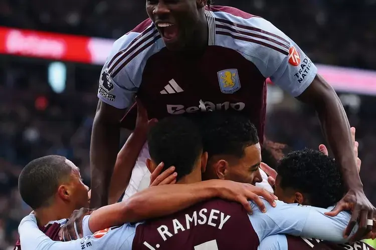 Aston Villa Hancurkan Newcastle United, Incar Tiket Liga Champions