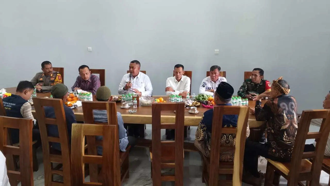 Rudy Susmanto dan Jaro Ade Pantau Proyek Jalan dan Budaya di Jasinga Hingga Nanggung