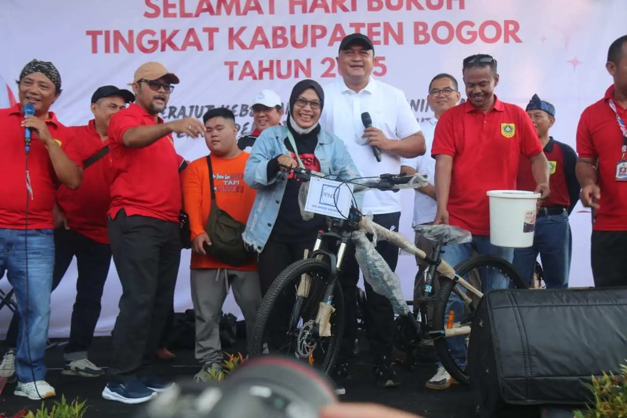 Hadir Dalam Hari Buruh, Bupati Bogor Dukung Pekerja dan Investor Bangun Daerah Lebih Maju