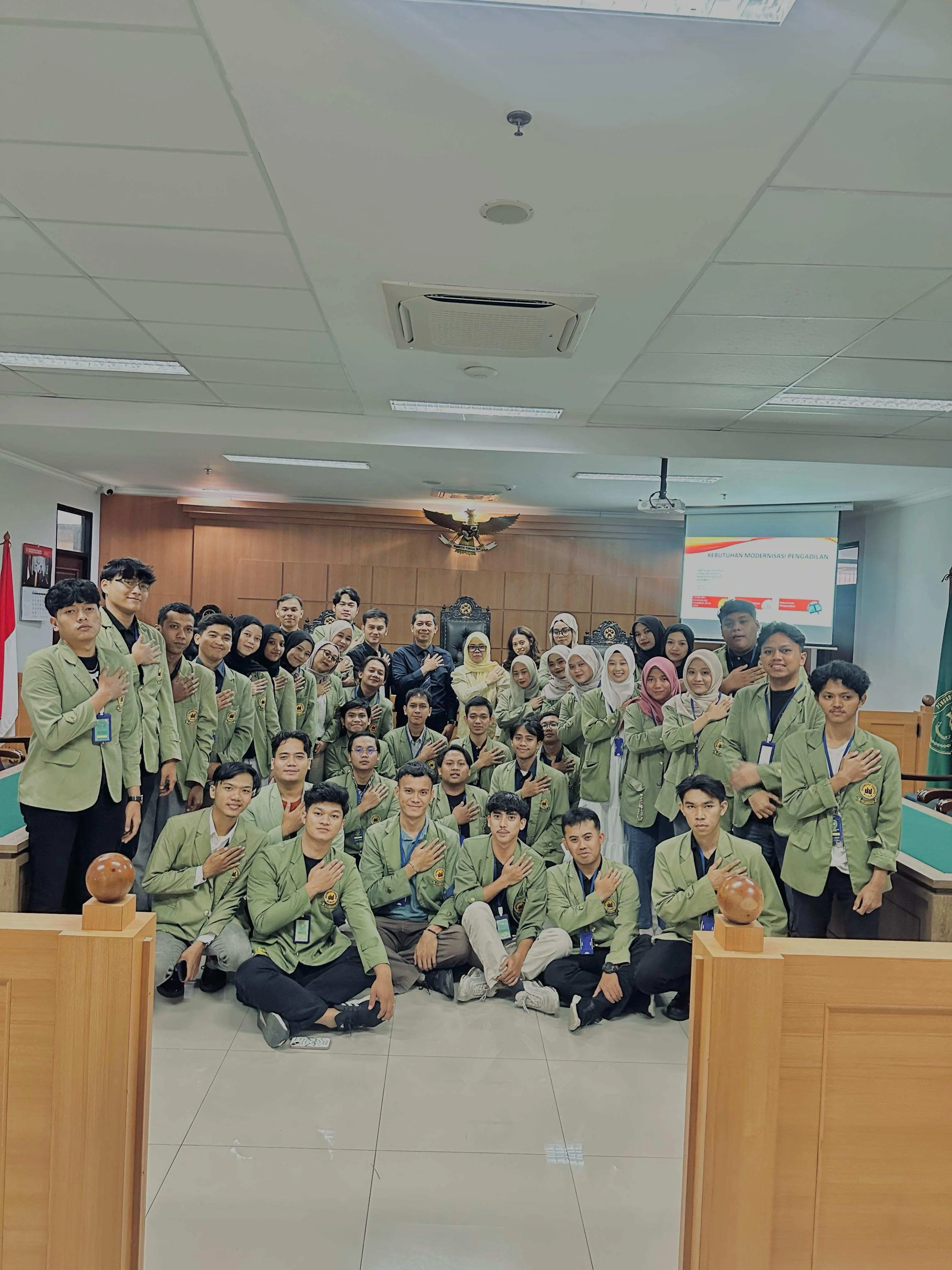 Mahasiswa FH Unida Apresiasi Efisiensi Sistem E-Court PTUN Jakarta