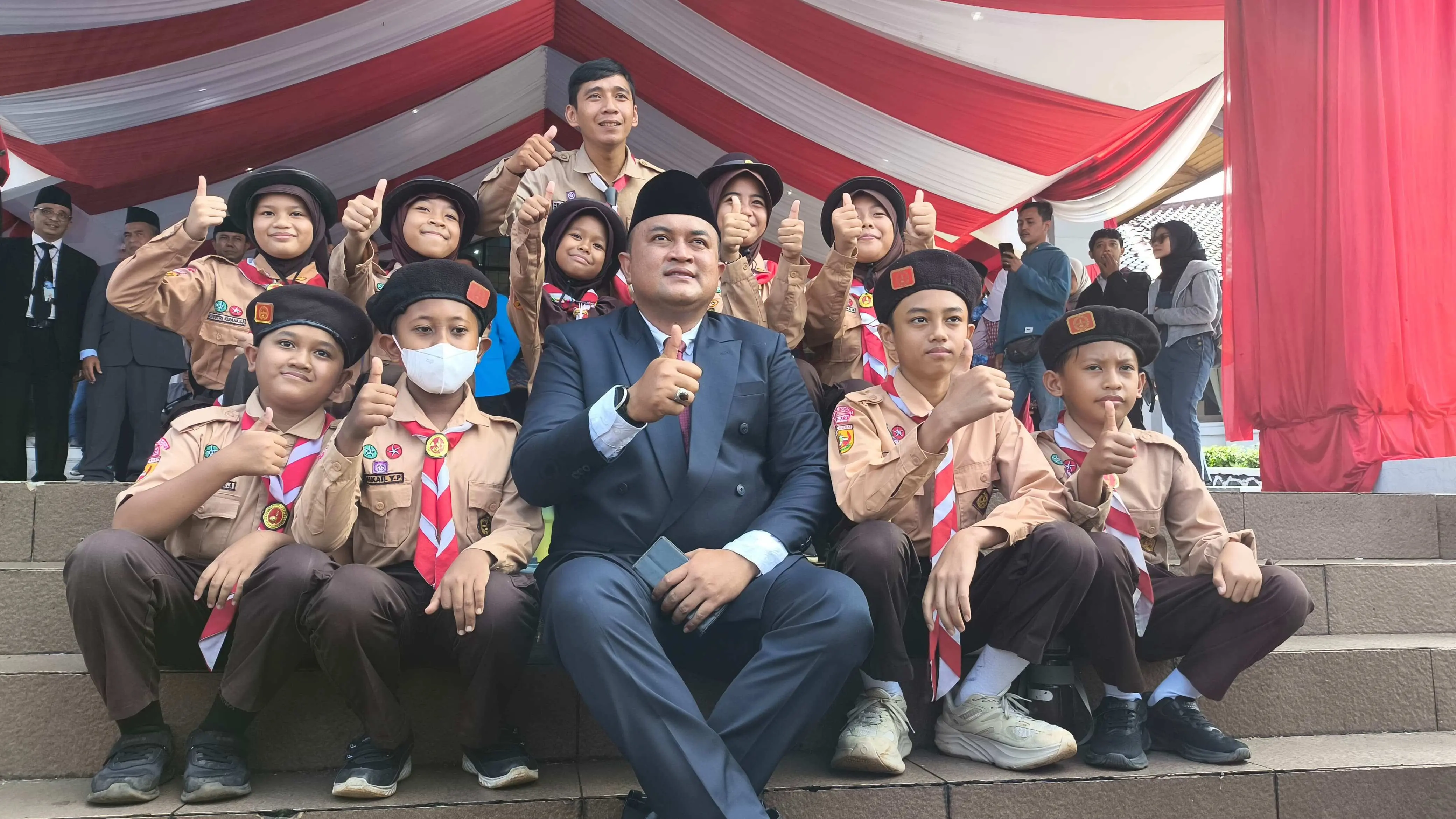 Bupati Bogor Tetapkan Jam Sekolah Baru: Senin–Jumat Saja
