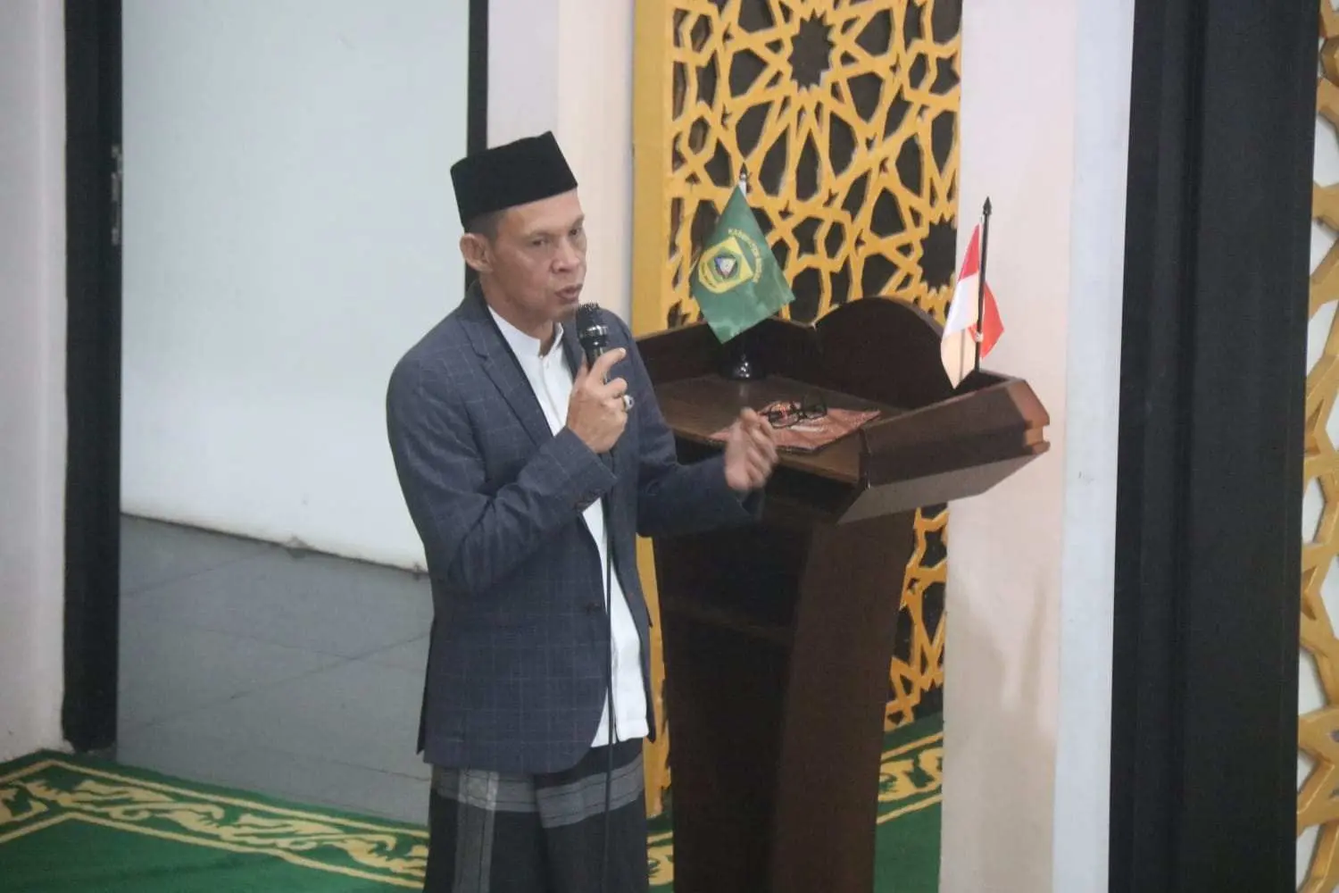 Salat Idul Adha 1446 H di Cibinong, Jaro Ade Soroti Tegaskan Pentingnya Hewan Kurban Sehat
