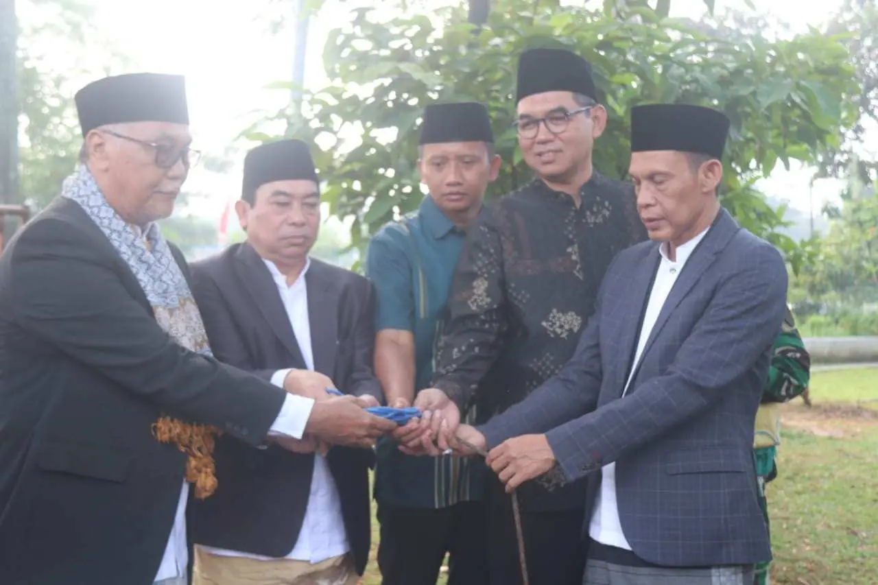 132 Ekor Sapi Kurban Disalurkan Jaro Ade dan ASN Pemkab Bogor ke Wilayah Pelosok