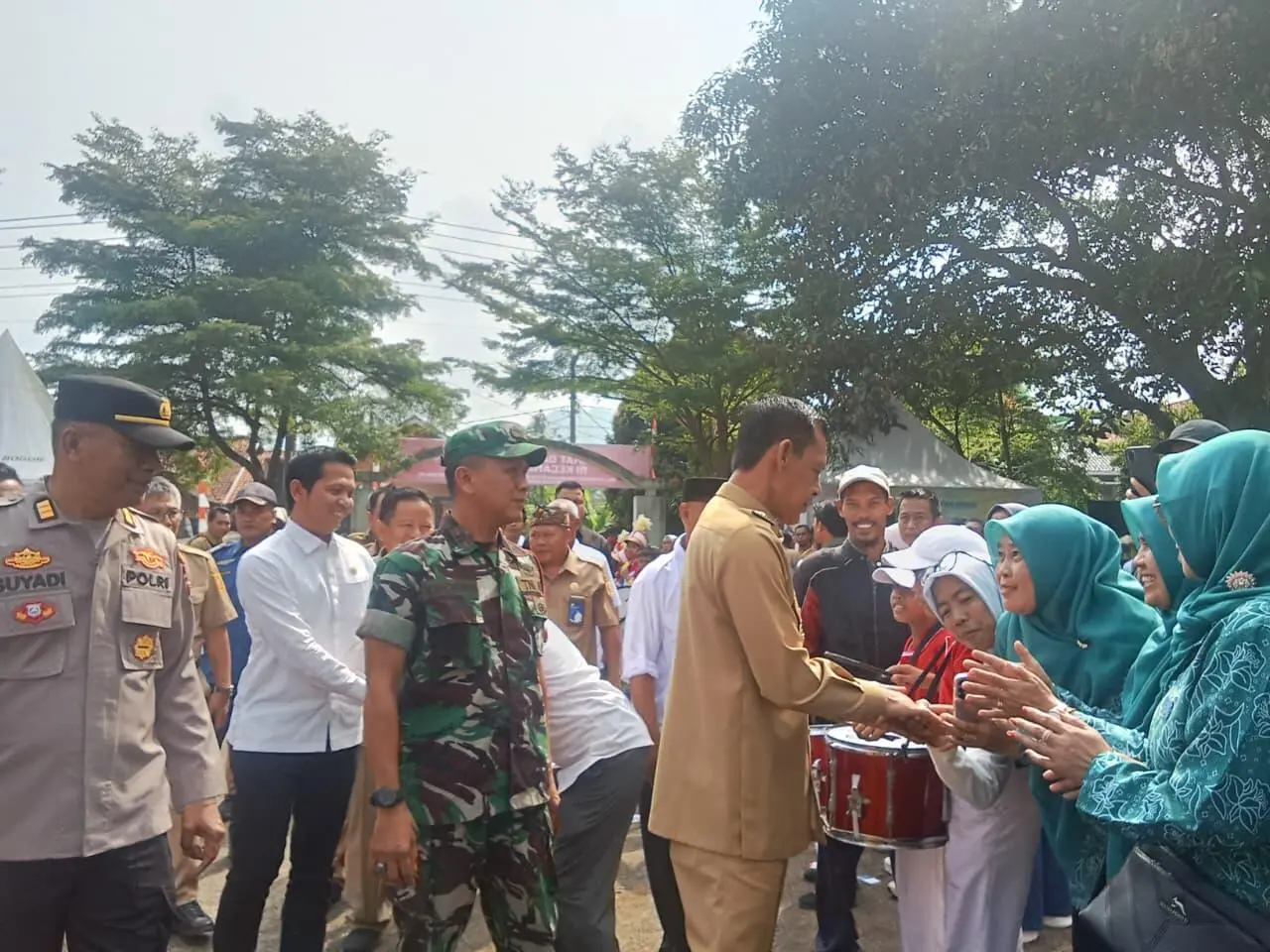 Jaro Ade Gaungkan Komitmen Lingkungan di Kunjungan Kerja Kecamatan Cigudeg