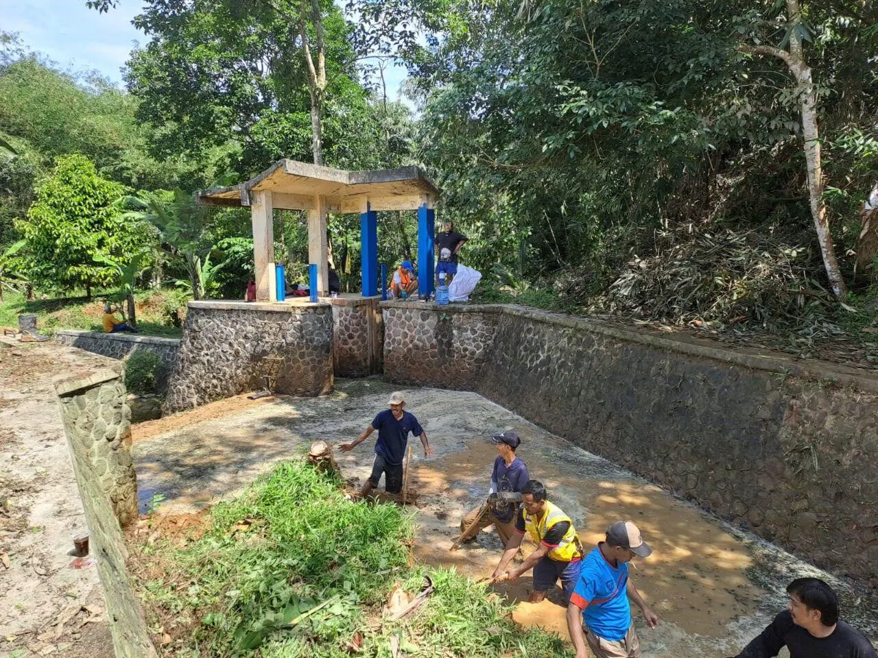 Petani Jasinga Sumringah, Aliran Irigasi Petir Pulih Setelah Dibenahi UPT Infrastruktur Kelas A Wilayah V
