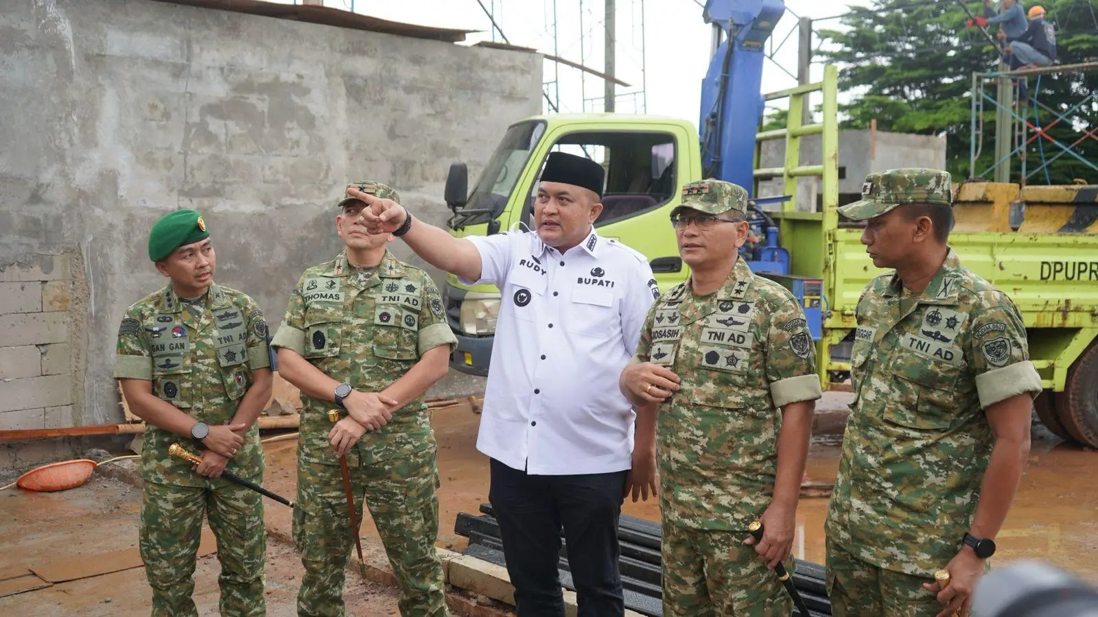 Bupati Bogor Dampingi Pangdam III Siliwangi Tinjau Kesiapan KKMP Pakansari