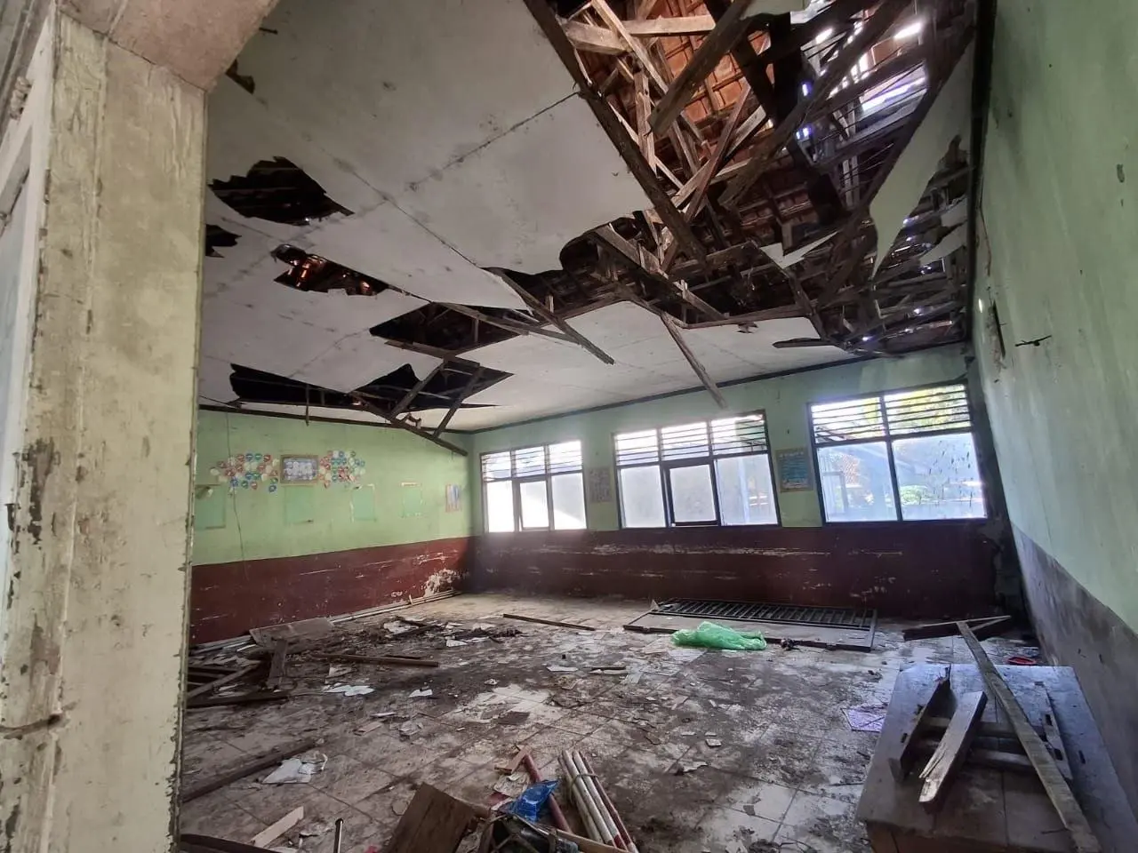 Dekat Podomoro Tenjo, Sekolah Ini Justru Rusak 6 Tahun